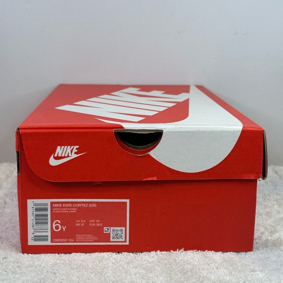Nike Cortez - Picture 12 of 13